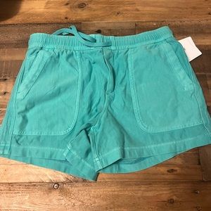 Athleta farallon shorts S NWT